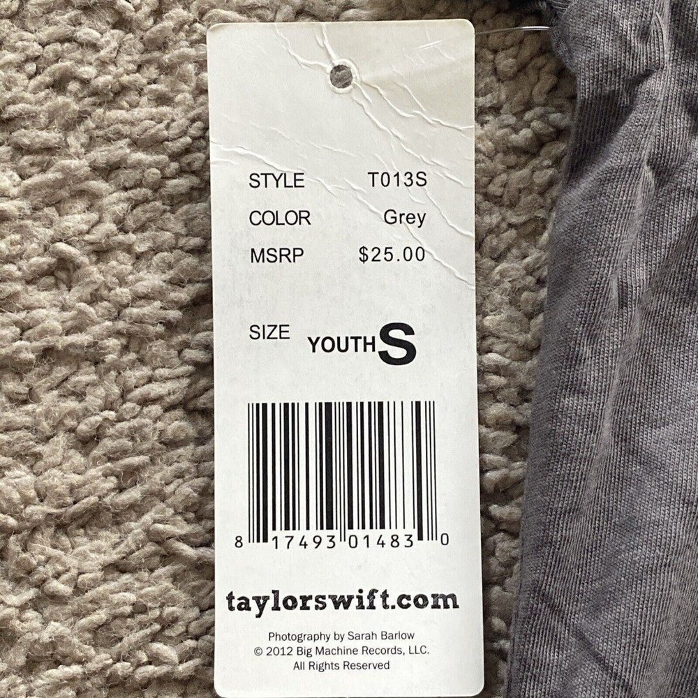 NEW Taylor Swift 2012 Official Red Grey Tee T-shirt Youth‎ Size Small - Picture 6 of 12